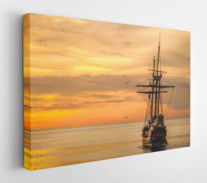 sunset-ship-boat-sea-37730-yatay-kisa-scaled-1